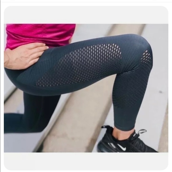Zyia Activewear New/other Leggings Gray Seamless Perforated Womens Size Medium - Picture 1 of 11